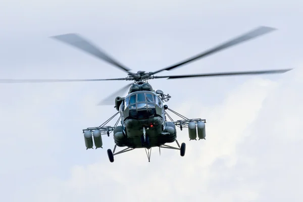 Military attack helicopter ready for battle — Stock Photo, Image