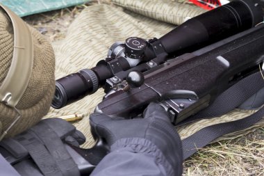 Polis Sniper silahıyla