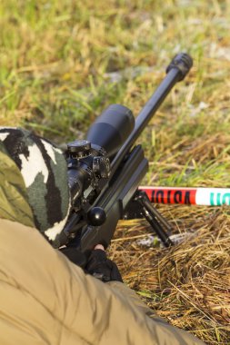 Polis Sniper silahıyla