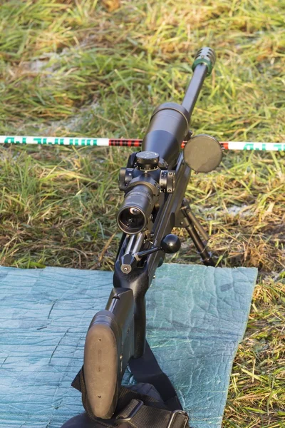 Francotirador de la policía con su arma —  Fotos de Stock