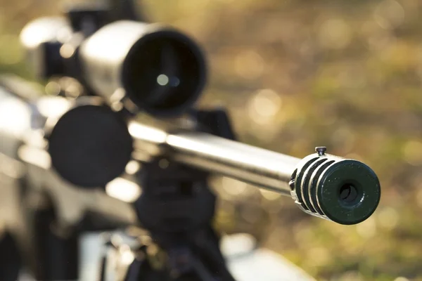 Cecchino della polizia con la sua pistola — Foto Stock