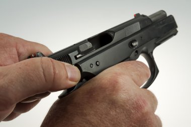 tehlikeli silah ve mühimmat