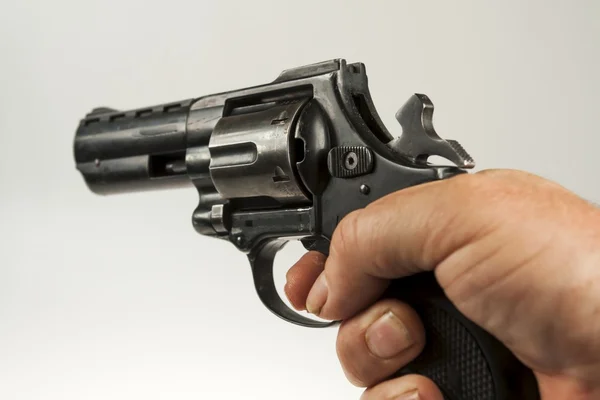 tehlikeli silah ve mühimmat