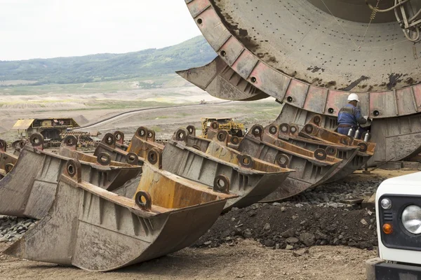 Kolgruvor i dagbrott mine — Stockfoto