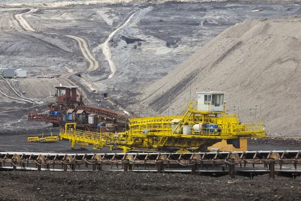 Górnictwa w odkrywkowych kopalni węgla kamiennego — Zdjęcie stockowe