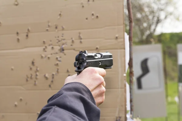 Polis during shooting practice — Stock Photo, Image