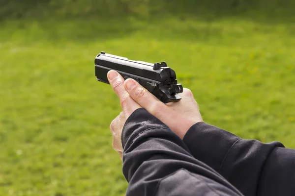 Pratik çekim sırasında polis