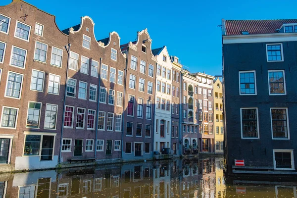 Amsterdam Niederlande, Grachten von Amsterdam während der Herbstsaison — Stockfoto