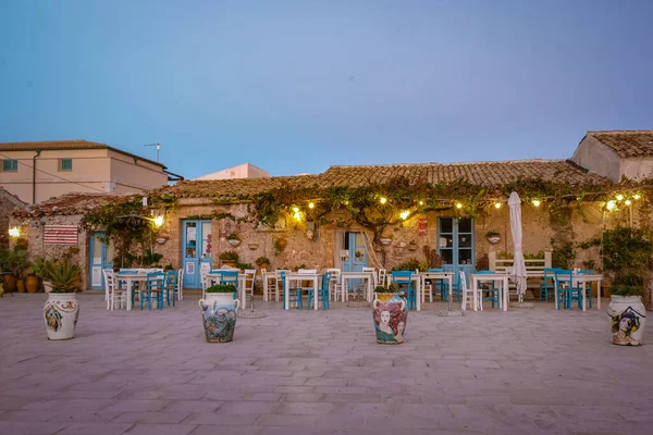 Das malerische Dorf Marzamemi, in der Provinz Syrakus, Sizilien — Stockfoto