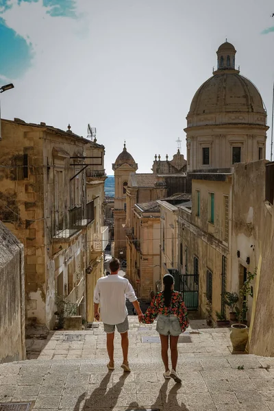 Sicilya İtalya, Noto 'nun eski şehri ve Noto Katedrali, Sicilya, İtalya. — Stok fotoğraf