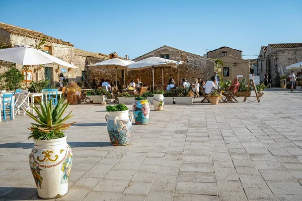 Sicilya 'nın Syracuse ilindeki Marzaemi köyü. — Stok fotoğraf