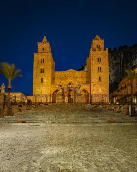 Cefalu, medieval village of Sicily island, Province of Palermo, Italy — Stock Photo, Image