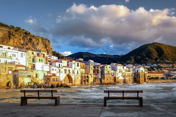 Cefalu, vila medieval da Sicília, província de Palermo, Itália — Fotografia de Stock