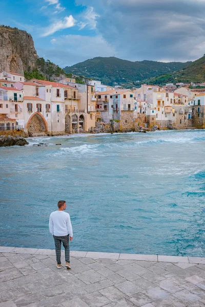 San Vito Lo Capo Sicílie, San Vito lo Capo pláž a Monte Monaco v pozadí, severozápadní Sicílie — Stock fotografie