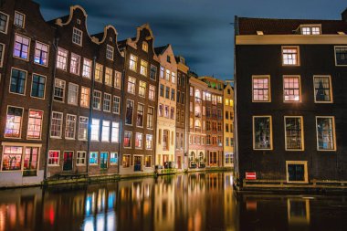 Amsterdam akşam ışığında kanallar, Hollanda 'da Hollanda' da Hollanda kanalları Hollanda 'da kışın Hollanda' da