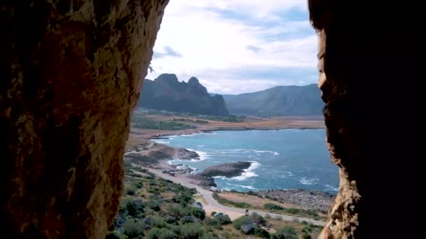 San Vito Lo Capo Sicilia, clifs and rock at the beach of San Vito Lo Capo Sicily — стокове відео