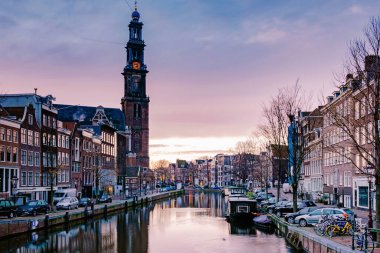 Amsterdam akşam ışığında kanallar, Hollanda 'da Hollanda' da Hollanda kanalları Hollanda 'da kışın Hollanda' da