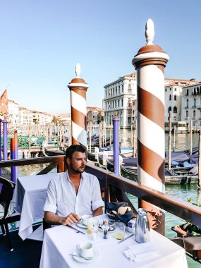 İtalya Venedik, 2020 yazında İtalya 'da 19 salgın ile neredeyse bomboş bir şehir.