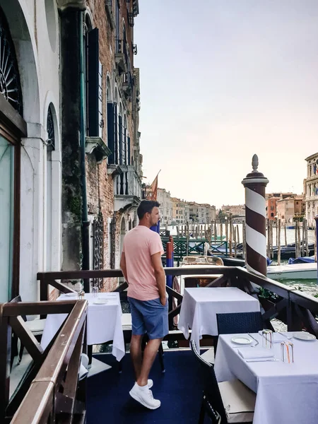 İtalya Venedik, 2020 yazında İtalya 'da 19 salgın ile neredeyse bomboş bir şehir.