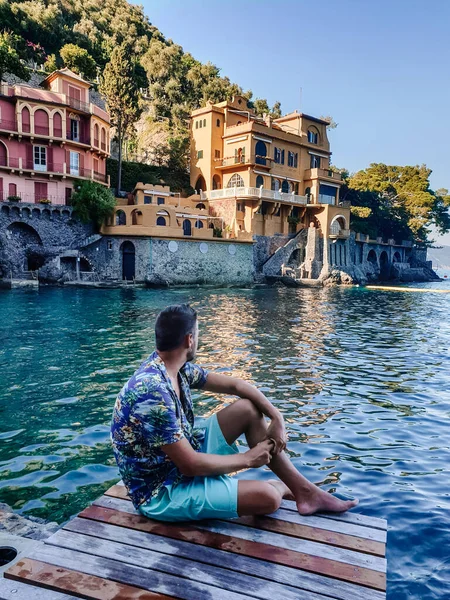 Portofino Liguria Italia, Hermosa bahía con casas de colores en Portofino, Liguria, Italia — Foto de Stock