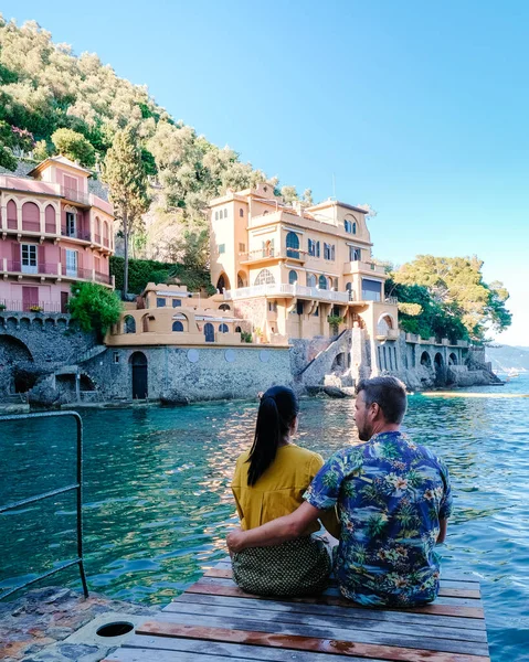 Portofino Liguria Italia, Hermosa bahía con casas de colores en Portofino, Liguria, Italia — Foto de Stock