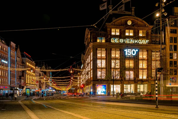 Amsterdam Niederlande Dezember 2020, fast leere Straßen im Dezember während der Sperrung in den Niederlanden — Stockfoto