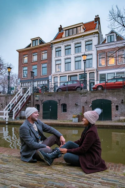 Casas tradicionales en el Oudegracht Old Canal en el centro de Utrecht, Holanda Holanda —  Fotos de Stock
