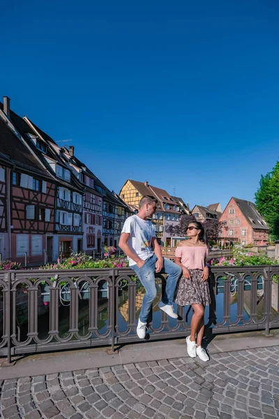 Renkli romantik şehrin güzel manzarası Colmar, Fransa, Alsace — Stok fotoğraf