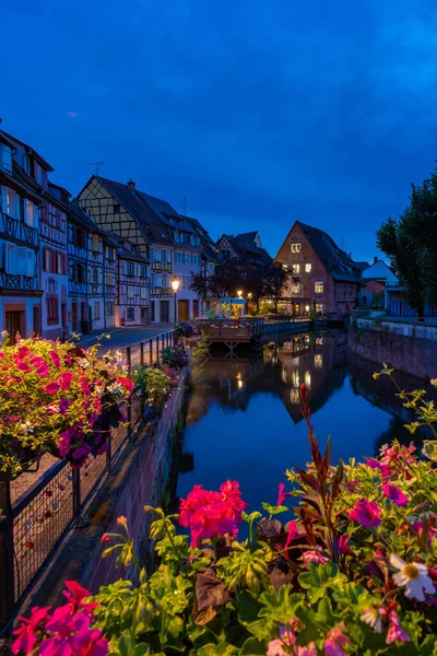 Bela vista da cidade romântica colorida Colmar, França, Alsácia — Fotografia de Stock