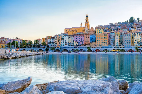 View on old part of Menton, Provence-Alpes-Cote dAzur, France during summer — Stock Photo, Image