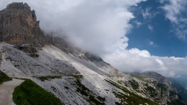 Tre Cime di Lavaredo, Italya Dolomites, Antonio Locatelli, İtalya Alplerinde Tre Cime di Lavaredo ile birlikte.