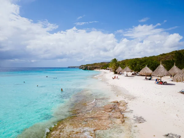Playa Cas Abou en la isla caribeña de Curazao, Playa Cas Abou en Curazao Caribe — Foto de Stock