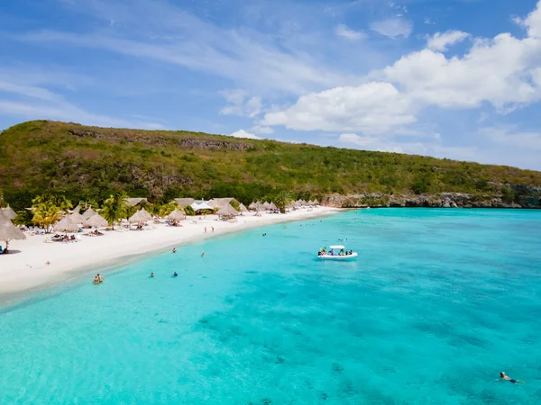 Cas Abou Beach na karibském ostrově Curacao, Playa Cas Abou v Curacao Karibiku — Stock fotografie