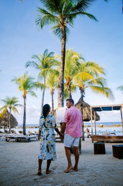 Karayip Adası Curacao 'daki Mambo Plajı, güzel beyaz Curacao plajı.