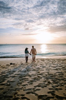 Divi sahilinde günbatımı Aruba sahilinde, Aruba sahilinde günbatımı