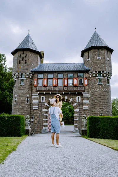 Haar乌得勒支城堡（英语：Castle de Haar Utrecht），荷兰Kasteel de Haar的De Haar城堡景观，位于荷兰乌得勒支，建于1892年 — 图库照片
