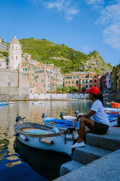 Village côtier pittoresque de Vernazza, Cinque Terre, Italie. — Photo