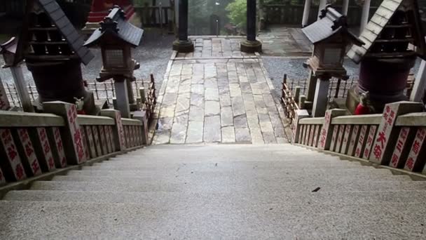 Temple shintoïste Mitsumine. Vieille échelle dans un monastère. Le Japon. Chichibu. Saitama — Video