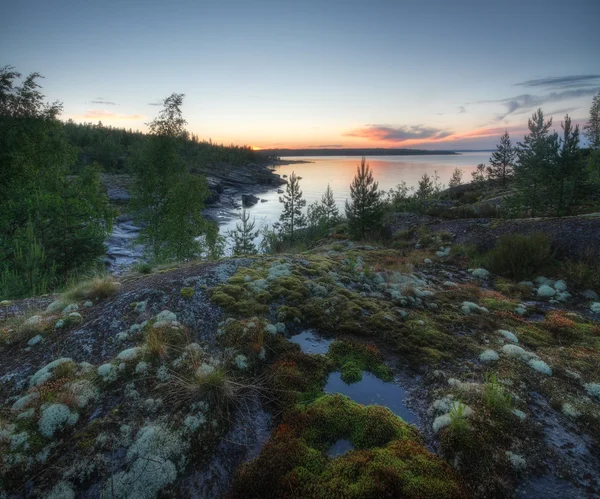 Sunset in the Ladoga skerries — Stockfoto