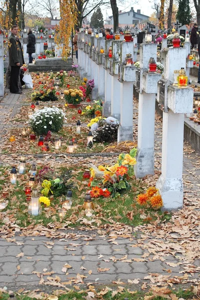 Kyrkogården, katolska traditionen — Stockfoto