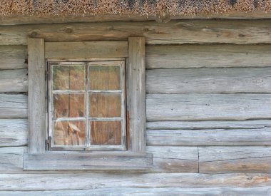 Ahşap Gauss duvara eski penceresinde