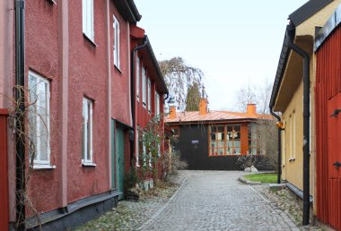 Vasteras şehir İsveç'te tarihi merkezinde sokak görünümüne