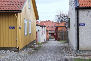 S eski bölge Vasteras şehirde sokakta görünümüne