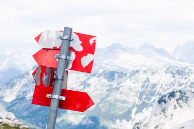 Slovenya dağlar işaretleri