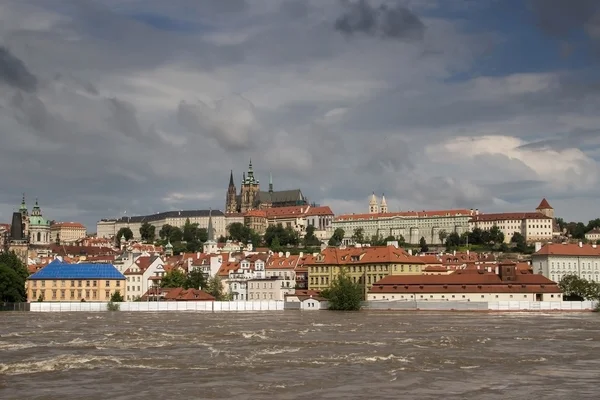 Prag'da sel — Stok fotoğraf