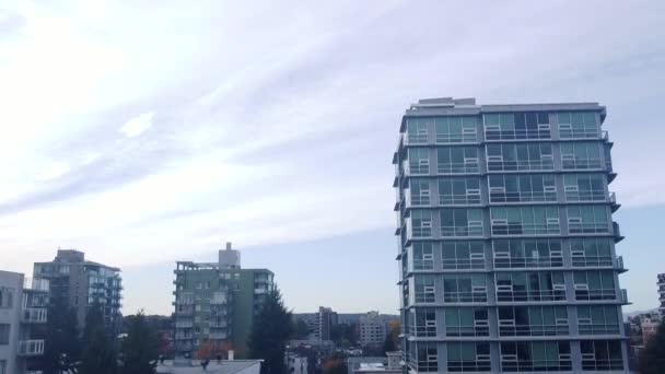 Drone Shot Van Modern Gebouw Vancouver Een Zonnige Dag — Stockvideo