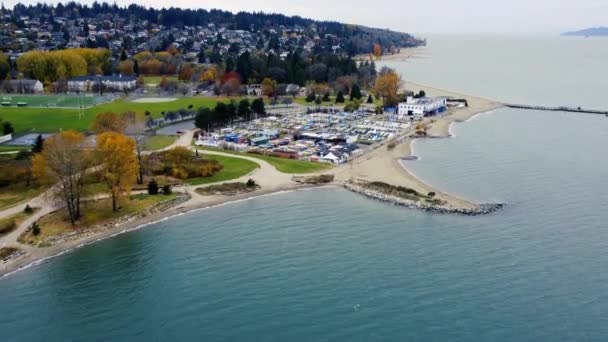 Voe Sobre Praia Vancouver Com Armazenamento Barcos — Vídeo de Stock