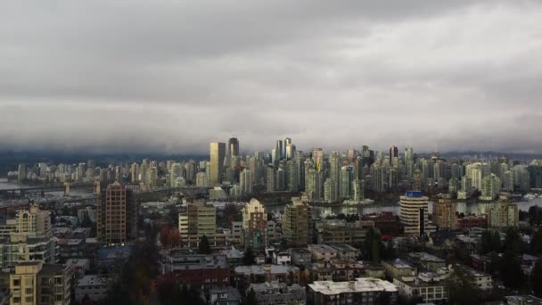 Flygfoto Över Vancouver Centrum Höst Molnig Dag Solnedgången — Stockvideo
