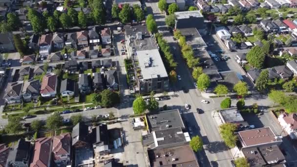 Luftaufnahme Von Kreuzungen Cafés Und Kleinen Häusern Kanada Einem Sonnigen — Stockvideo
