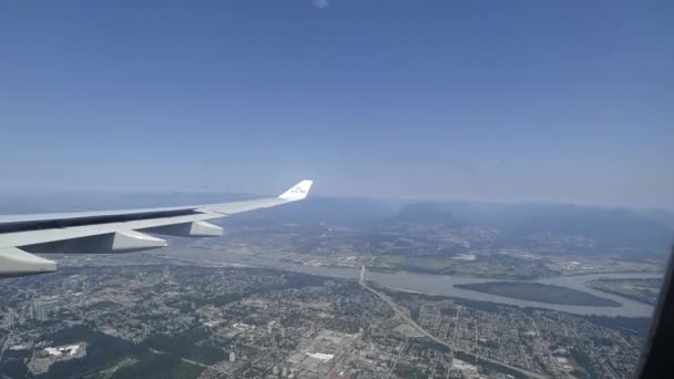 Zeitraffer Aus Dem Flugzeugfenster Landung Auf Dem Flughafen Vancouver Yvr — Stockvideo